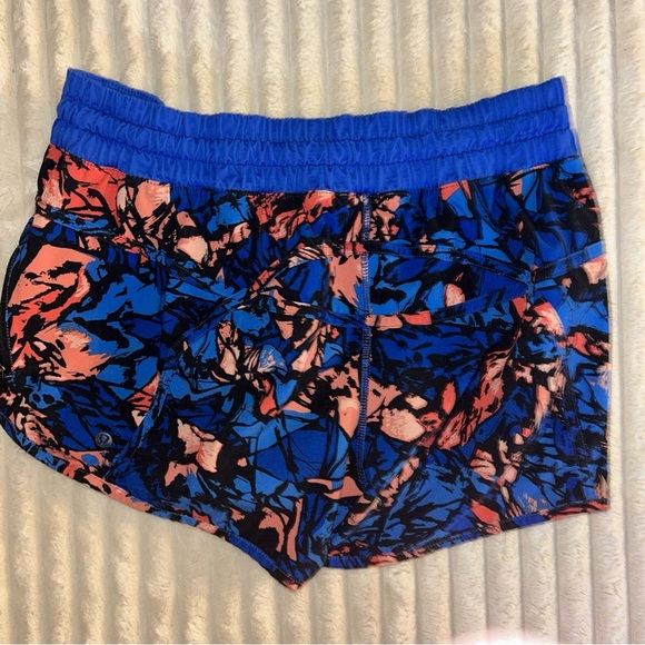 Lululemon Athletica Blue and Pink Athletic Running Tracker shorts - Picture 4 of 8